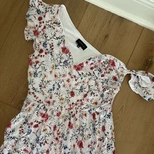 Maxi dress with slit